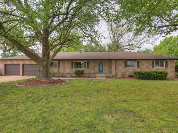 13200 Oregon Lane , Neosho, MO 64850