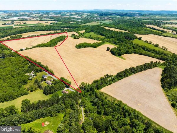 65 WILLOW ROAD , MOHRSVILLE, PA 19541