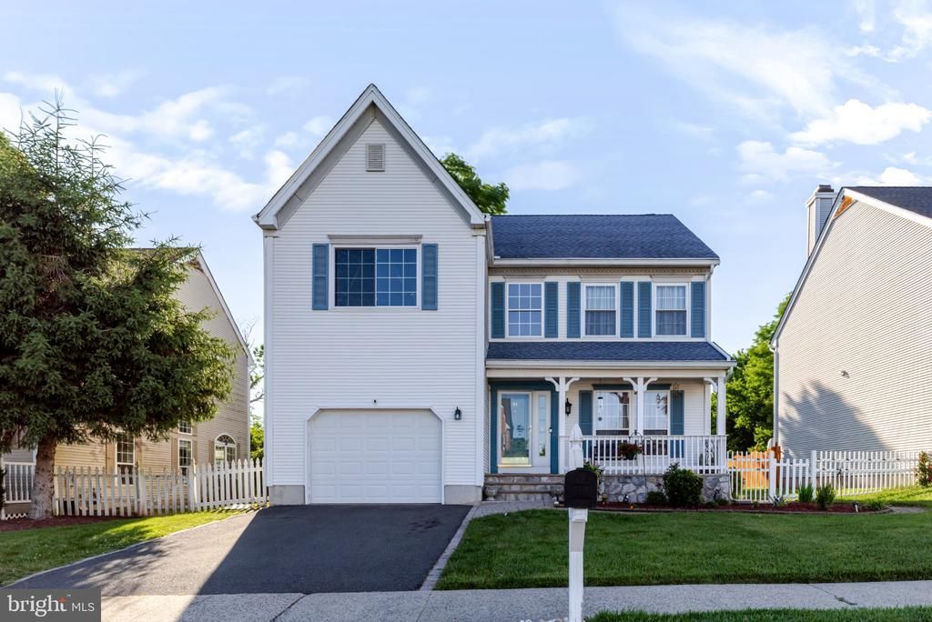 94 Magellan Way, Franklin Park, NJ 08823 Main Photo