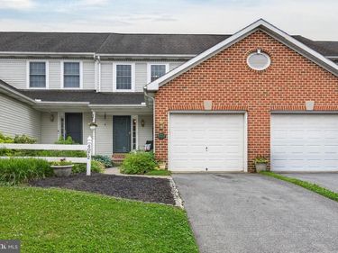 4072 LAUREL LANE, MOUNT JOY, PA 17552