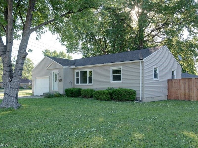 1211 Jakse Drive , Eastlake, OH 44095 Photo 2