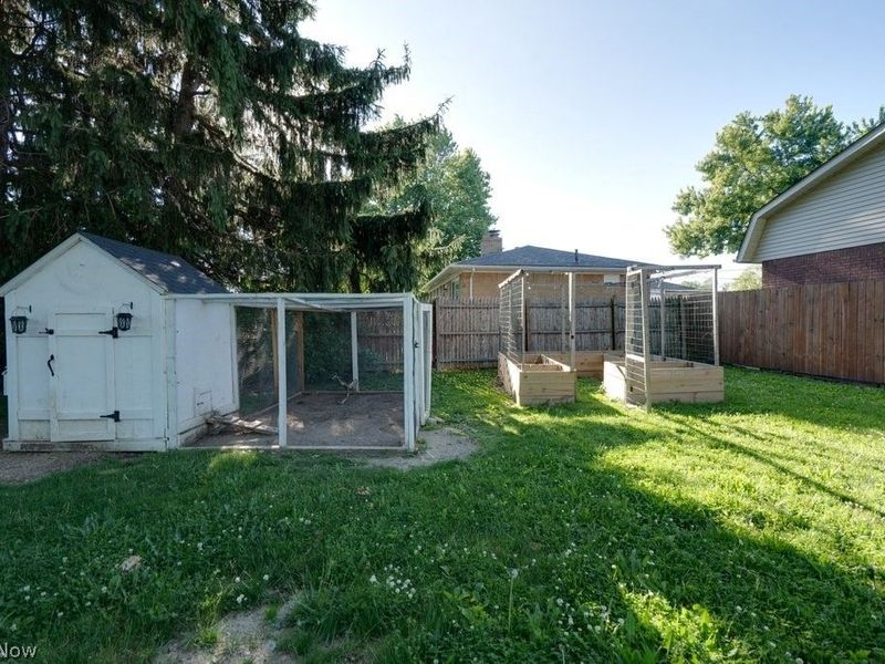 1211 Jakse Drive , Eastlake, OH 44095 Photo 8