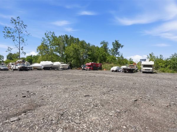 24311 Charles street Street, Mt Clemens, Mi 48043