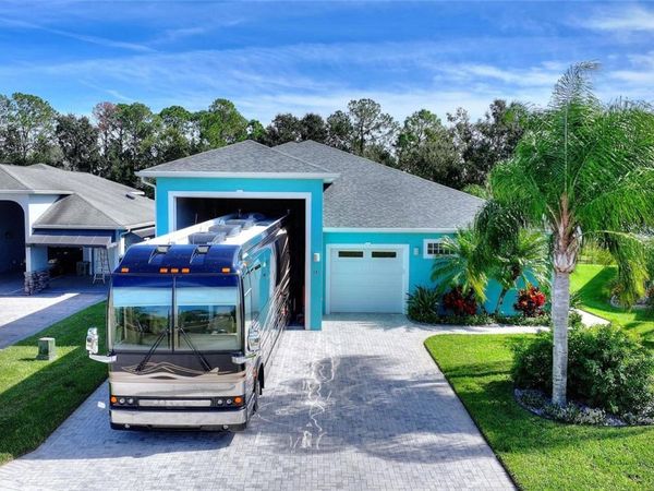 381 NOLANE LANE , POLK CITY, FL 33868