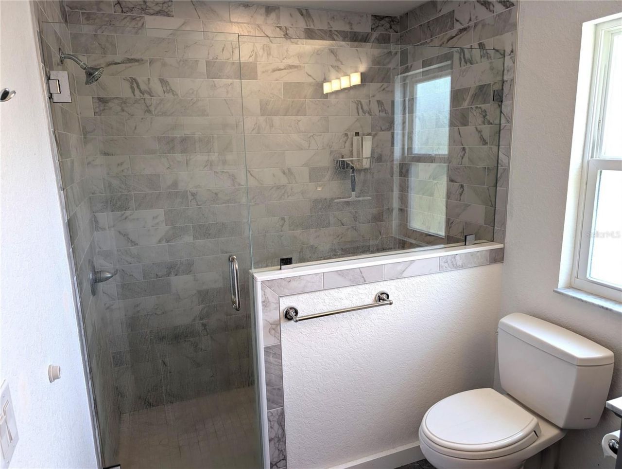 381 Nolane Lane, Polk City, FL 33868 Photo