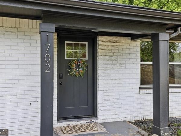 1702 Valencia Road, Decatur, GA 30032