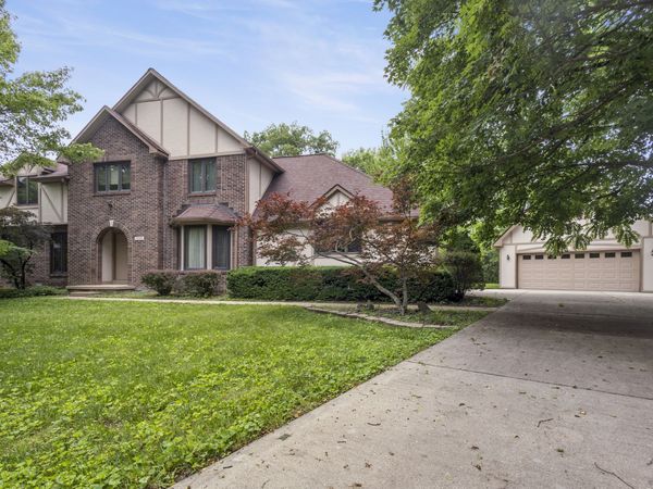 3022 Walnut Court, Greenfield, IN 46140