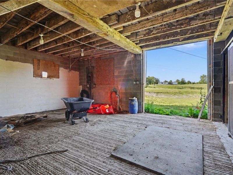 46766 Clarkson Road , Rogers, OH 44455 Photo 19