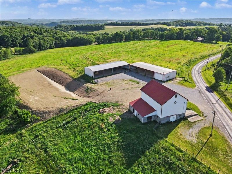 46766 Clarkson Road , Rogers, OH 44455 Photo 2