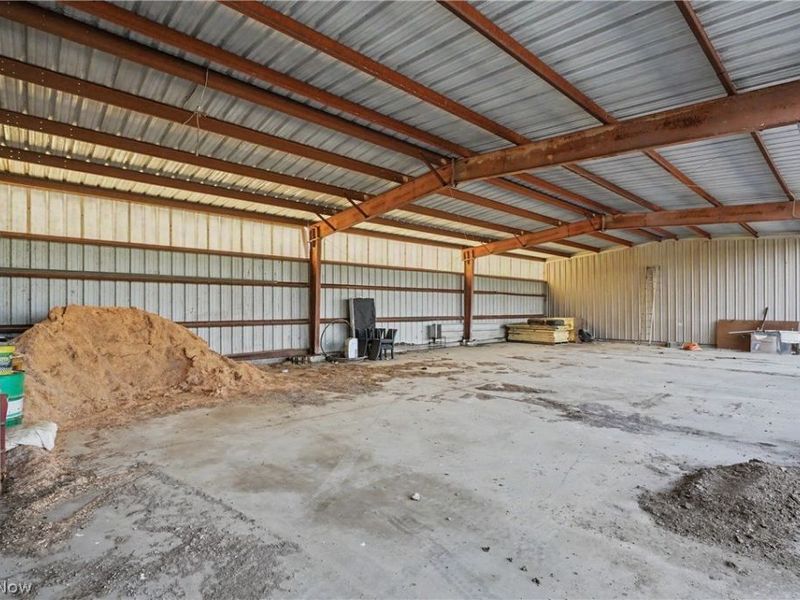 46766 Clarkson Road , Rogers, OH 44455 Photo 31