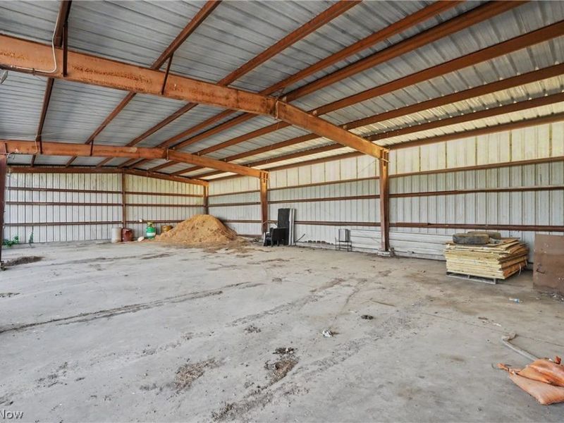 46766 Clarkson Road , Rogers, OH 44455 Photo 32