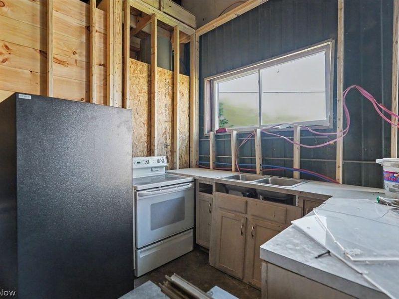 46766 Clarkson Road , Rogers, OH 44455 Photo 40