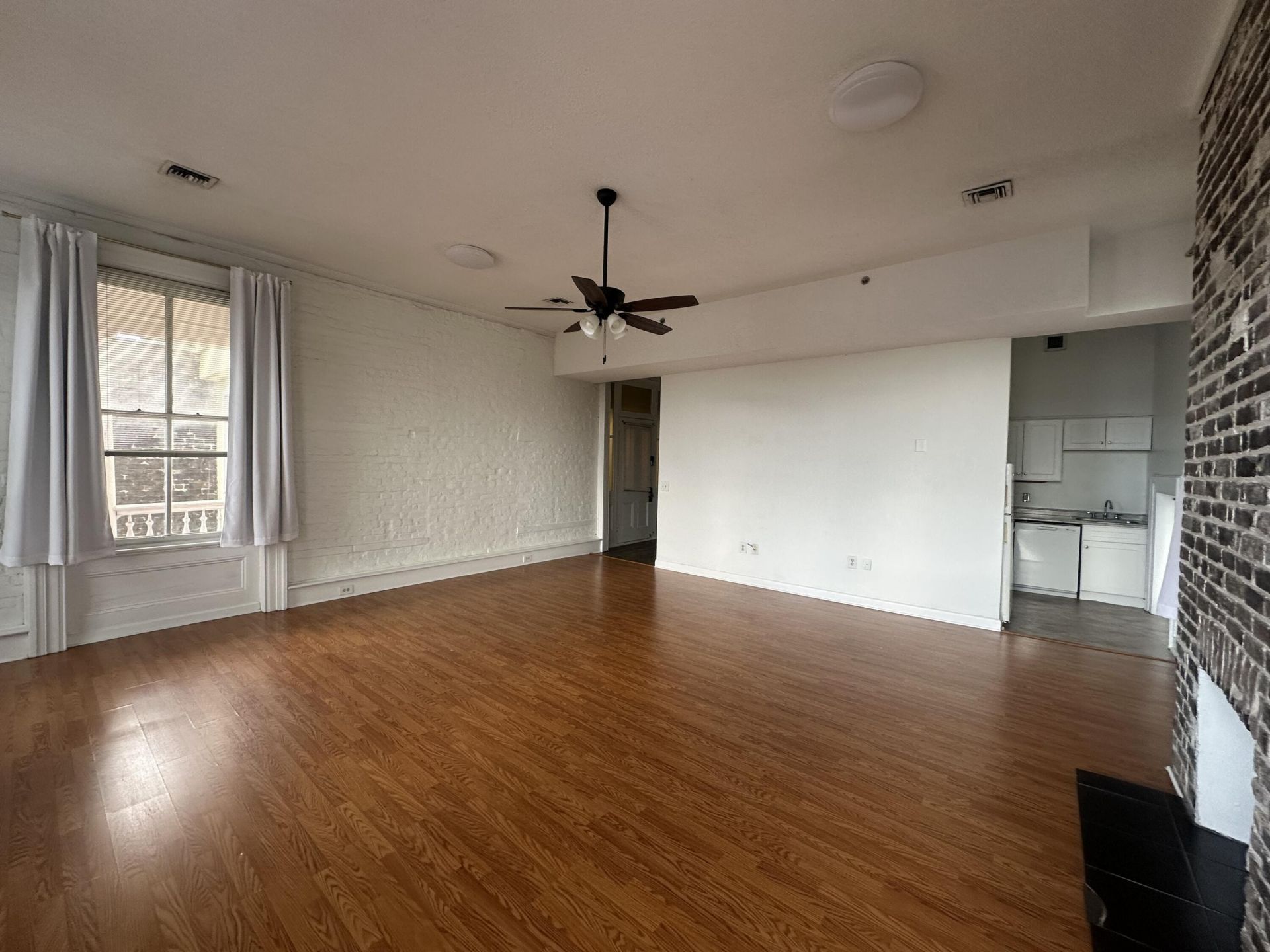 151 Calhoun Street Photo 4