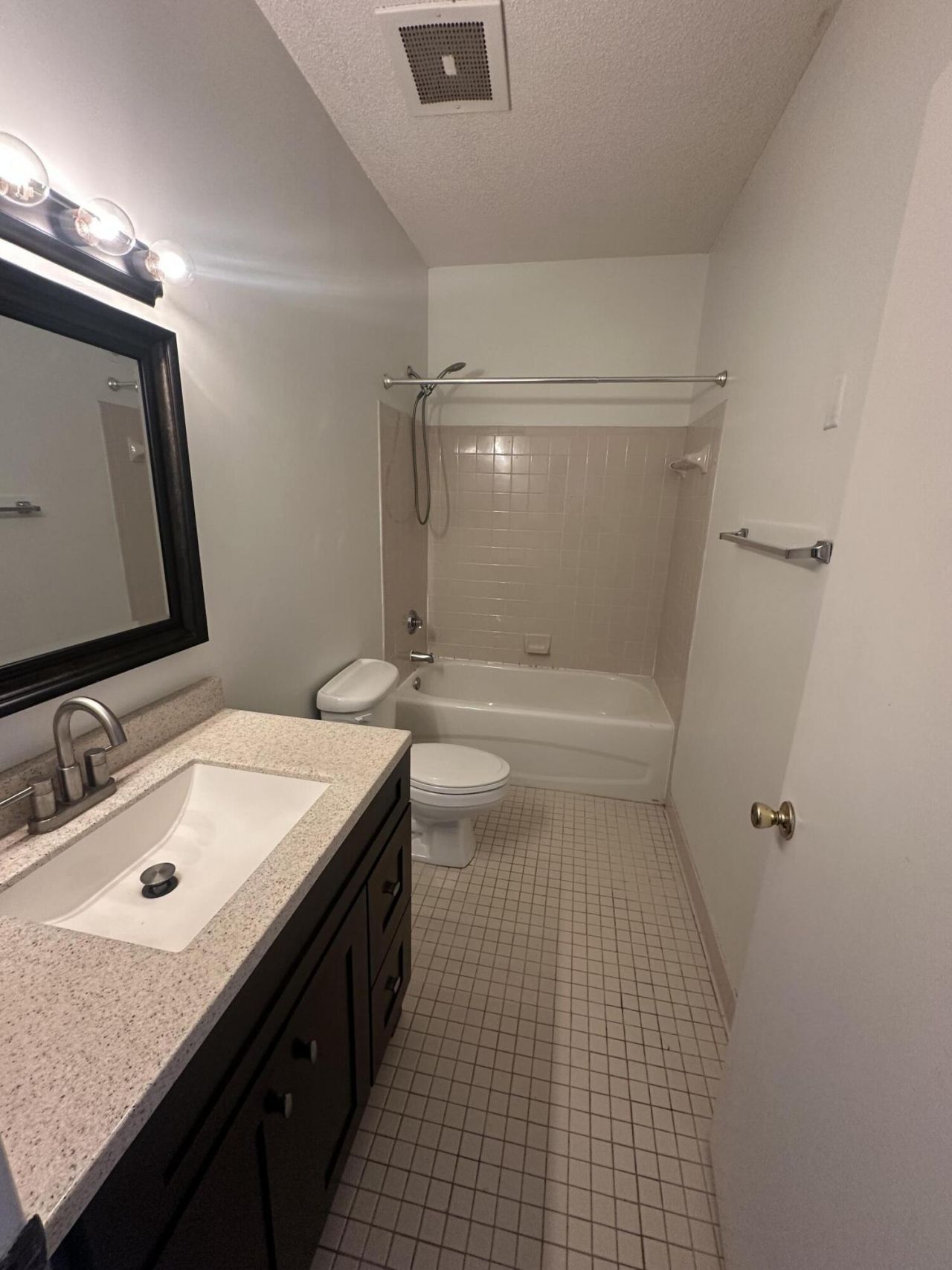 151 Calhoun Street Photo 6