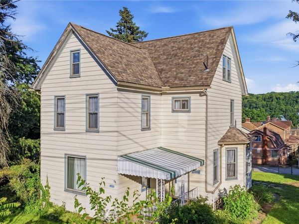 109 1st St., Dravosburg, PA 15034