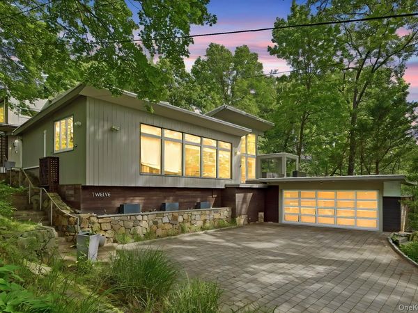 12 Seely Place , Scarsdale, NY 10583