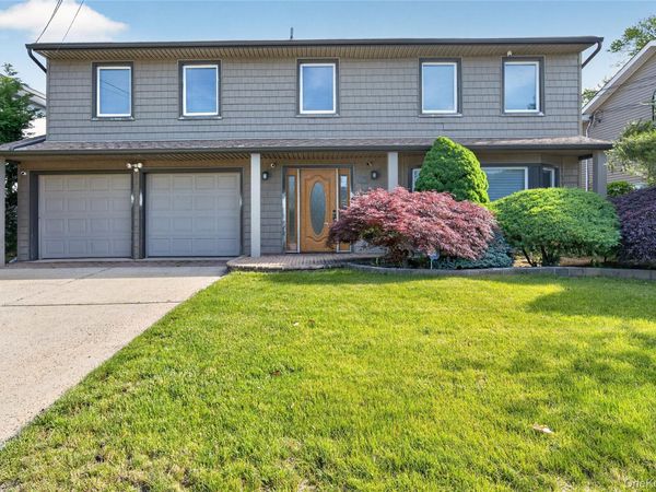 3145 Hewlett Avenue , Merrick, NY 11566