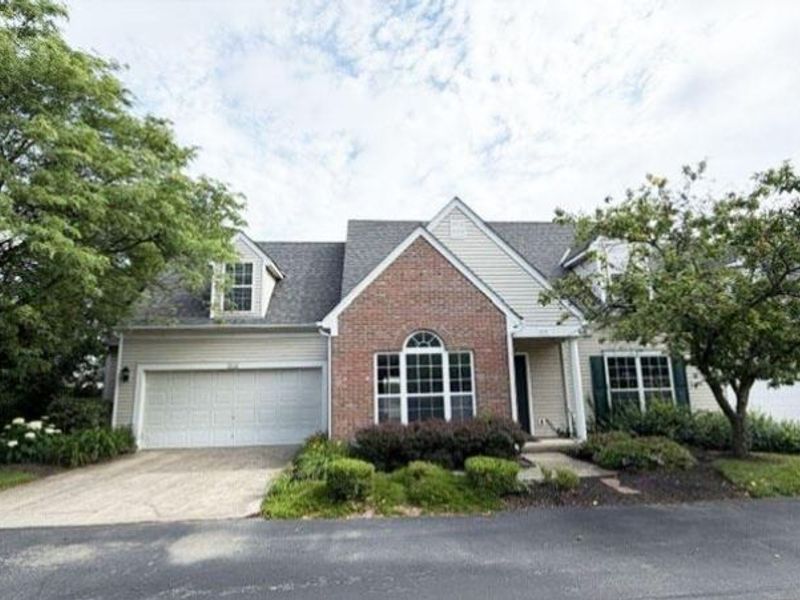 8518 Lazelle Village Drive , Lewis Center, OH 43035 Photo 1