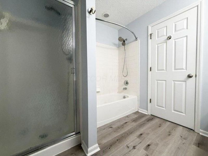 8518 Lazelle Village Drive , Lewis Center, OH 43035 Photo 11