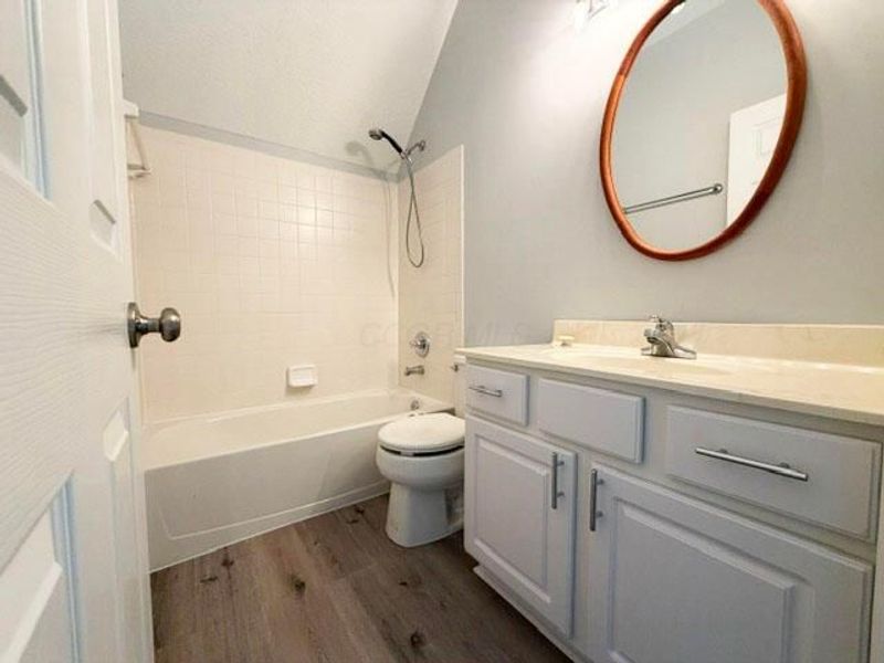 8518 Lazelle Village Drive , Lewis Center, OH 43035 Photo 17
