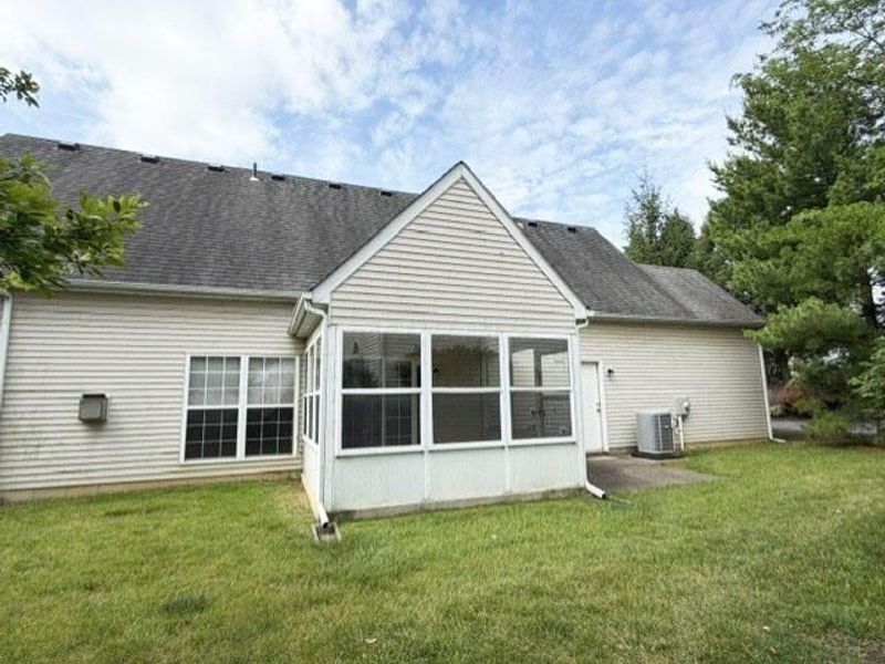 8518 Lazelle Village Drive , Lewis Center, OH 43035 Photo 22