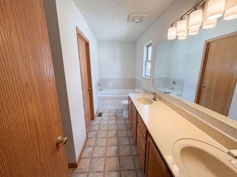 3600 Bluff Gap Drive , Grove City, OH 43123 Photo 15