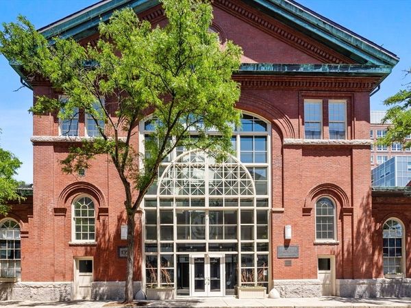 106 13th St, Unit 116, Boston, MA 02129
