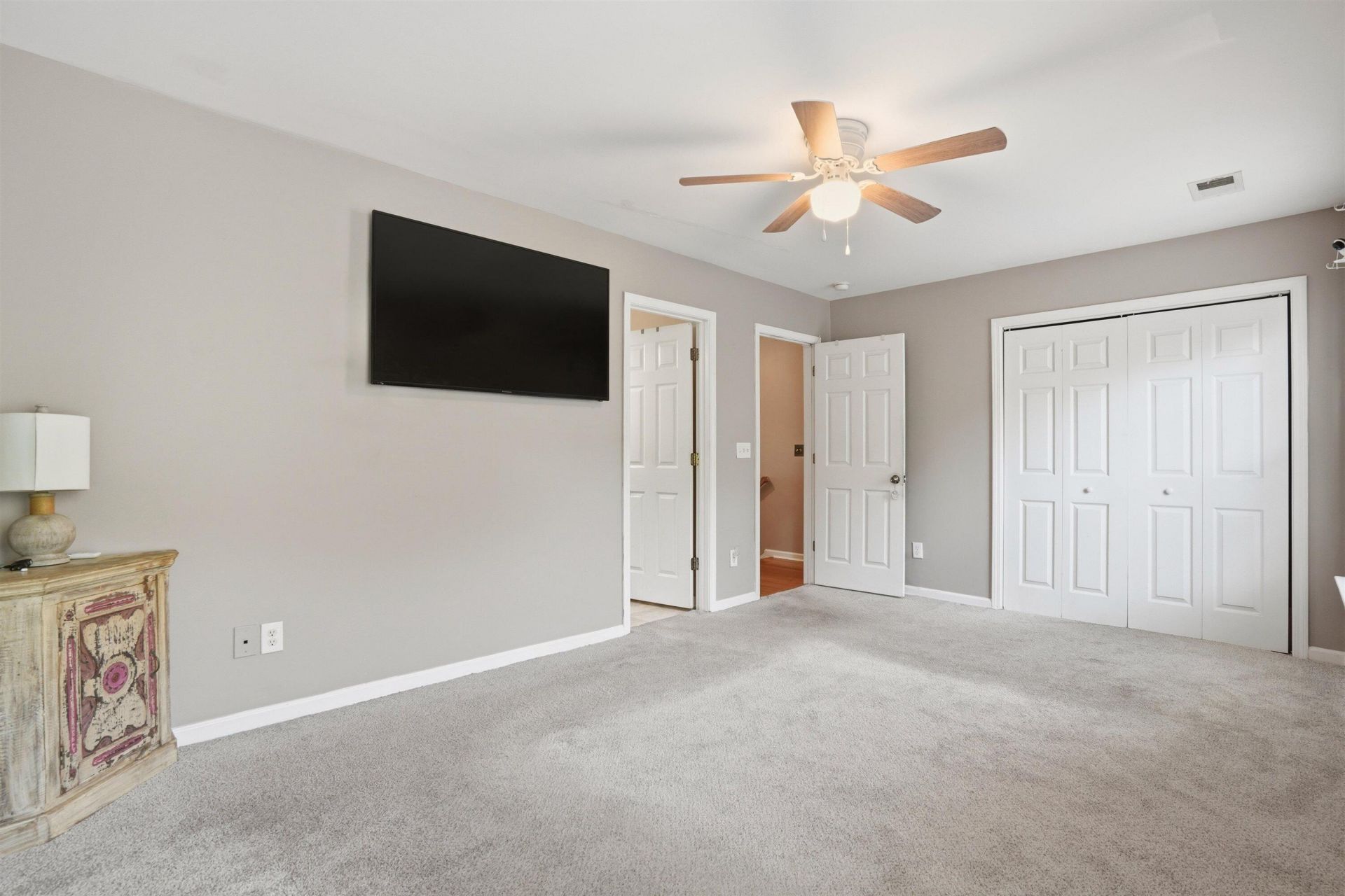 905 Hemingway Circle Photo 19