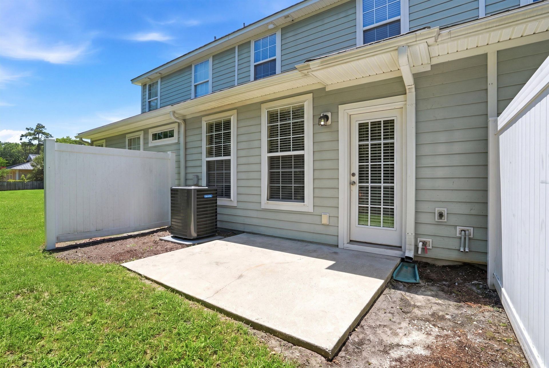 905 Hemingway Circle Photo 27
