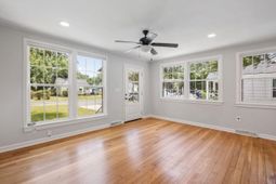 4717 Marlboro Place photo 4