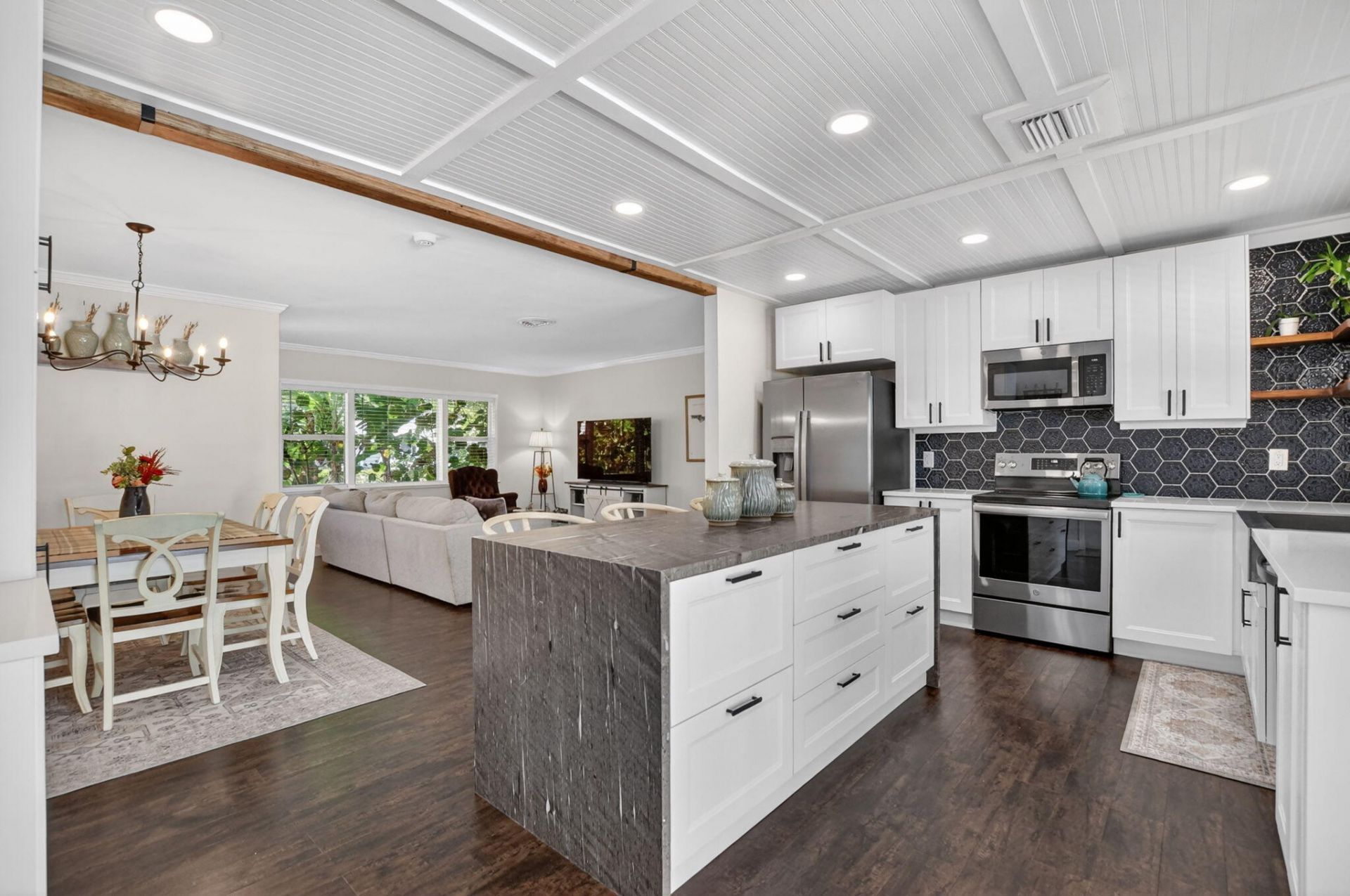 1207 SW 12th Avenue, Boca Raton, FL 33486 Photo