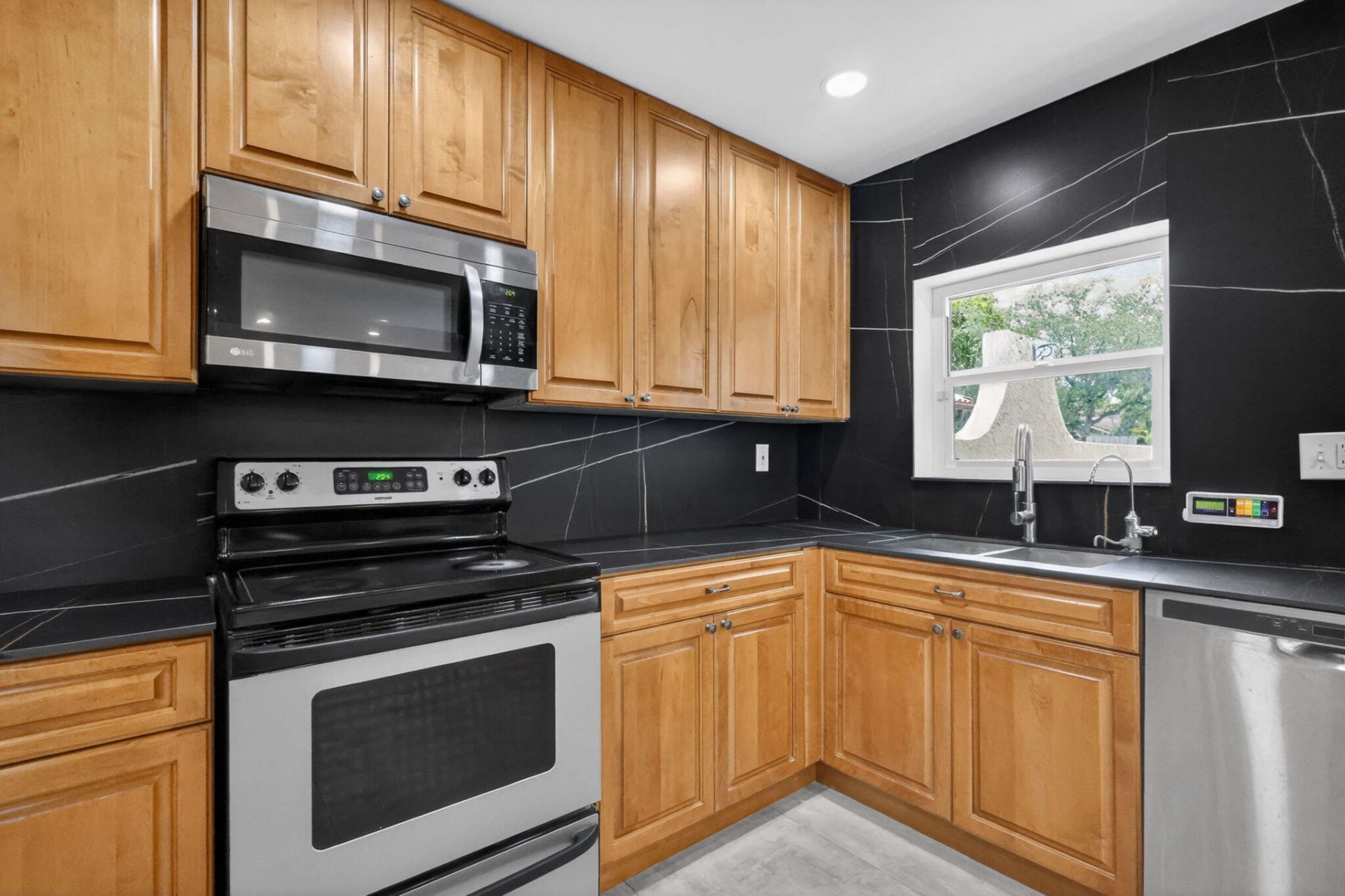 1230 NW 22nd Avenue, Delray Beach, FL 33445 Photo