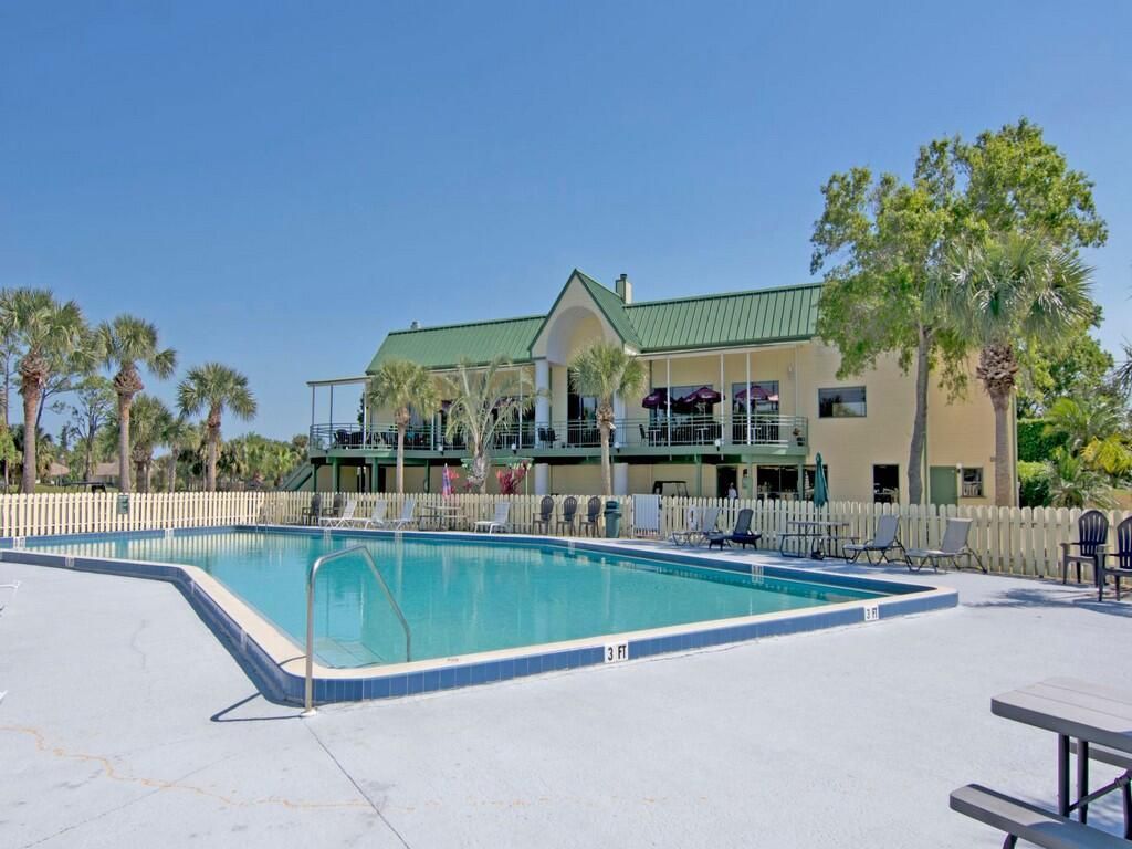 4190 Gator Greens Way, Unit 32, Fort Pierce, FL 34982 Photo