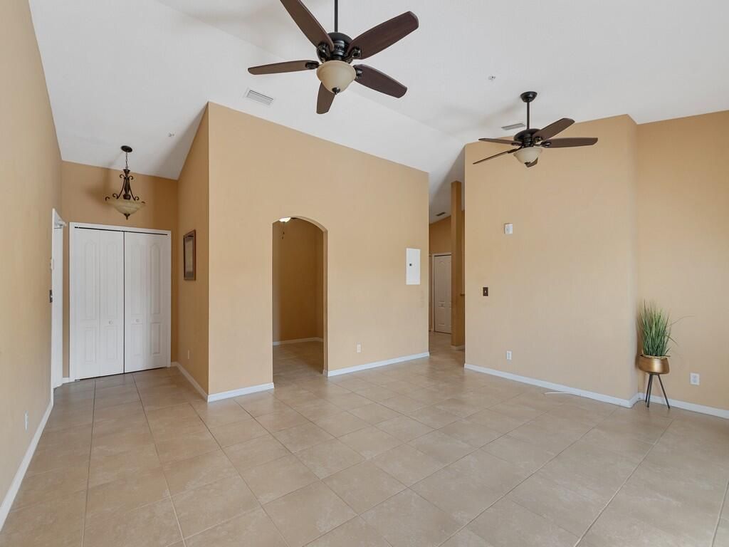 4190 Gator Greens Way, Unit 32, Fort Pierce, FL 34982 Photo