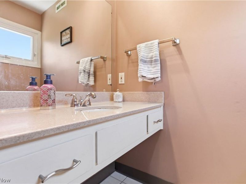 5827 Ashcroft Drive , Mayfield Heights, OH 44124 Photo 36
