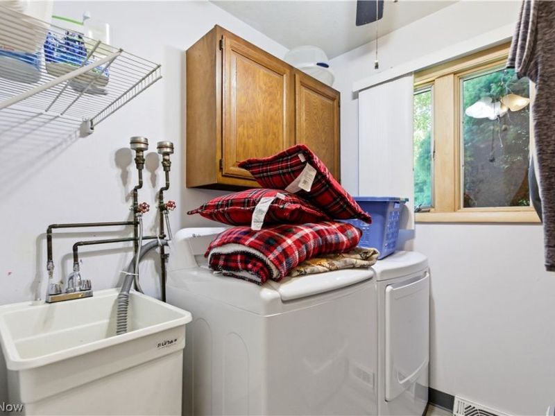 5827 Ashcroft Drive , Mayfield Heights, OH 44124 Photo 39