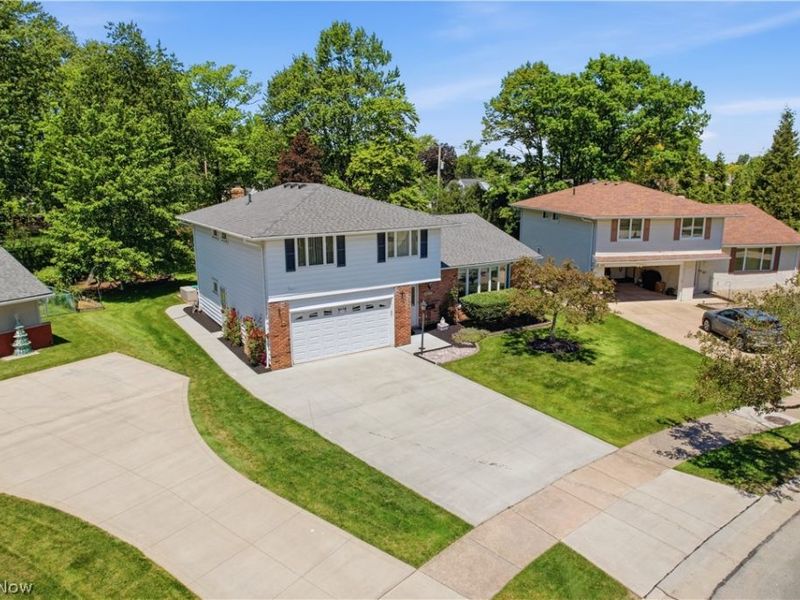 5827 Ashcroft Drive , Mayfield Heights, OH 44124 Photo 7