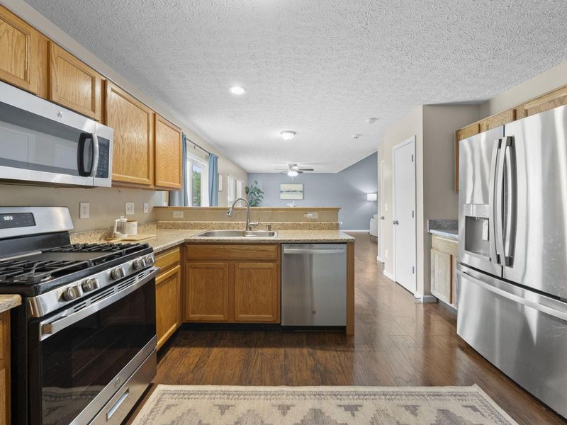 5440 Inglecrest Place, Galloway, OH 43119 Photo 3