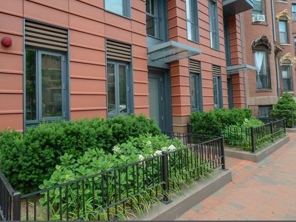 691 Massachusetts Ave, Unit 102, Boston, MA 02118