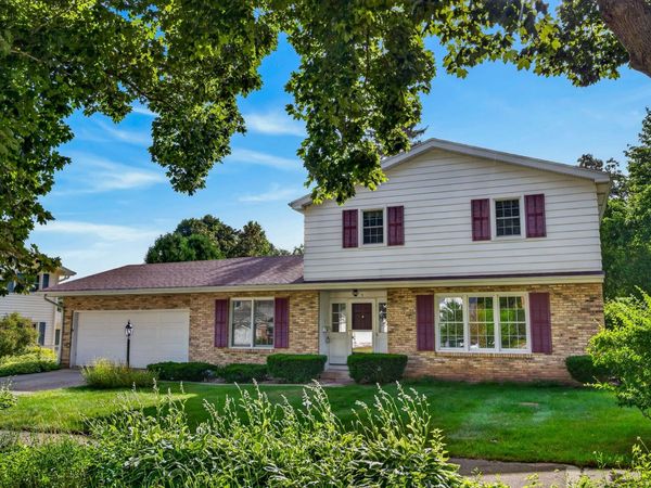 5 Parklawn Place, Madison, WI 53705