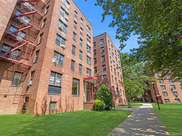 150-11 72nd Road , Unit 6E, Kew Garden Hills, NY 11367