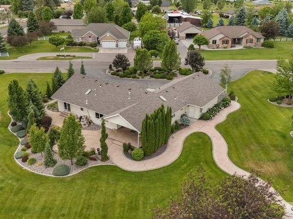 73 S 515 W, BLACKFOOT, ID 83221