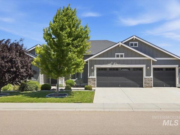 1111 Fishertown Ave, Caldwell, ID 83605