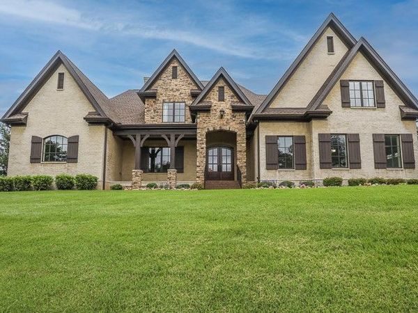 739 Valhalla Ln, Brentwood, TN 37027