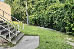 448 Deerwood Street  photo 4