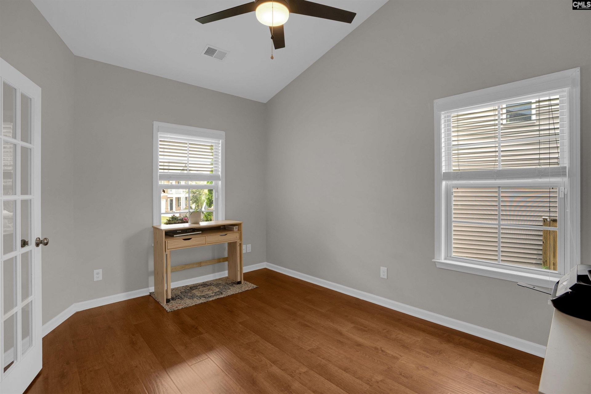 520 Ariel Circle Photo 7