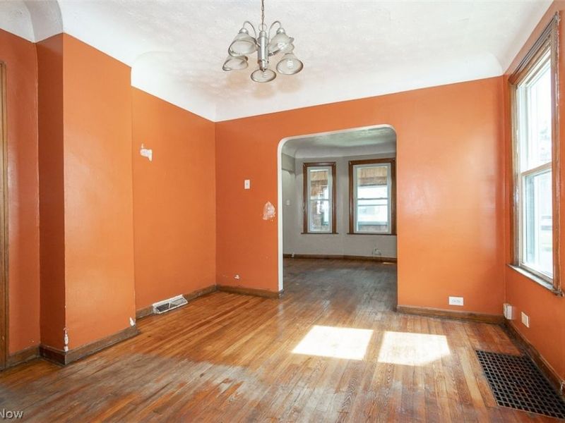 4507 Bridgeview Avenue, Newburgh Heights, OH 44105 Photo 10