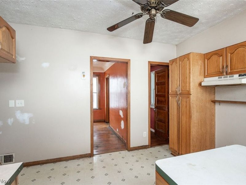 4507 Bridgeview Avenue, Newburgh Heights, OH 44105 Photo 15