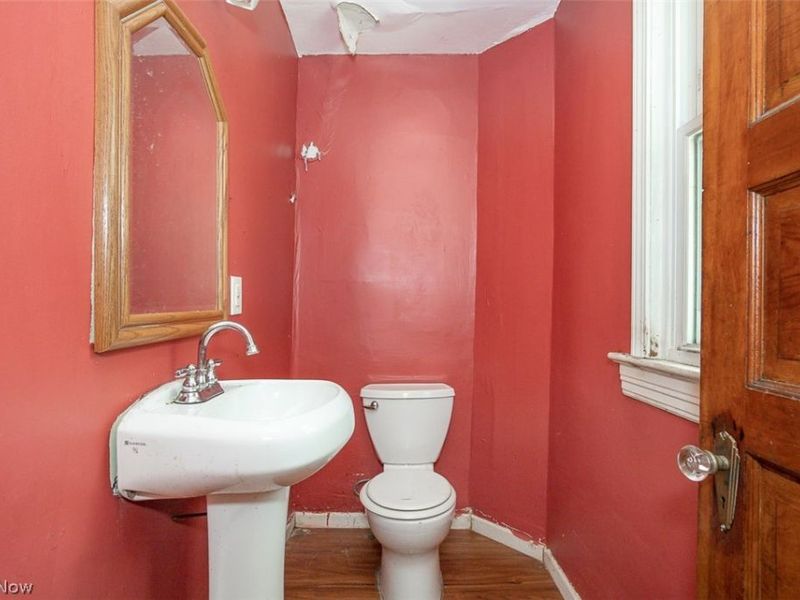 4507 Bridgeview Avenue, Newburgh Heights, OH 44105 Photo 16