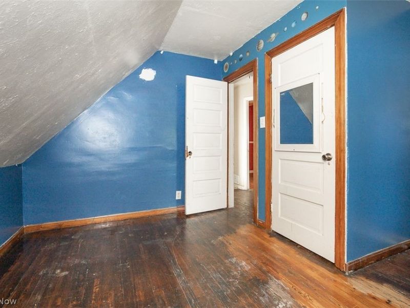 4507 Bridgeview Avenue, Newburgh Heights, OH 44105 Photo 18